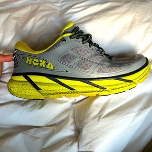 Clifton 2 running shoes